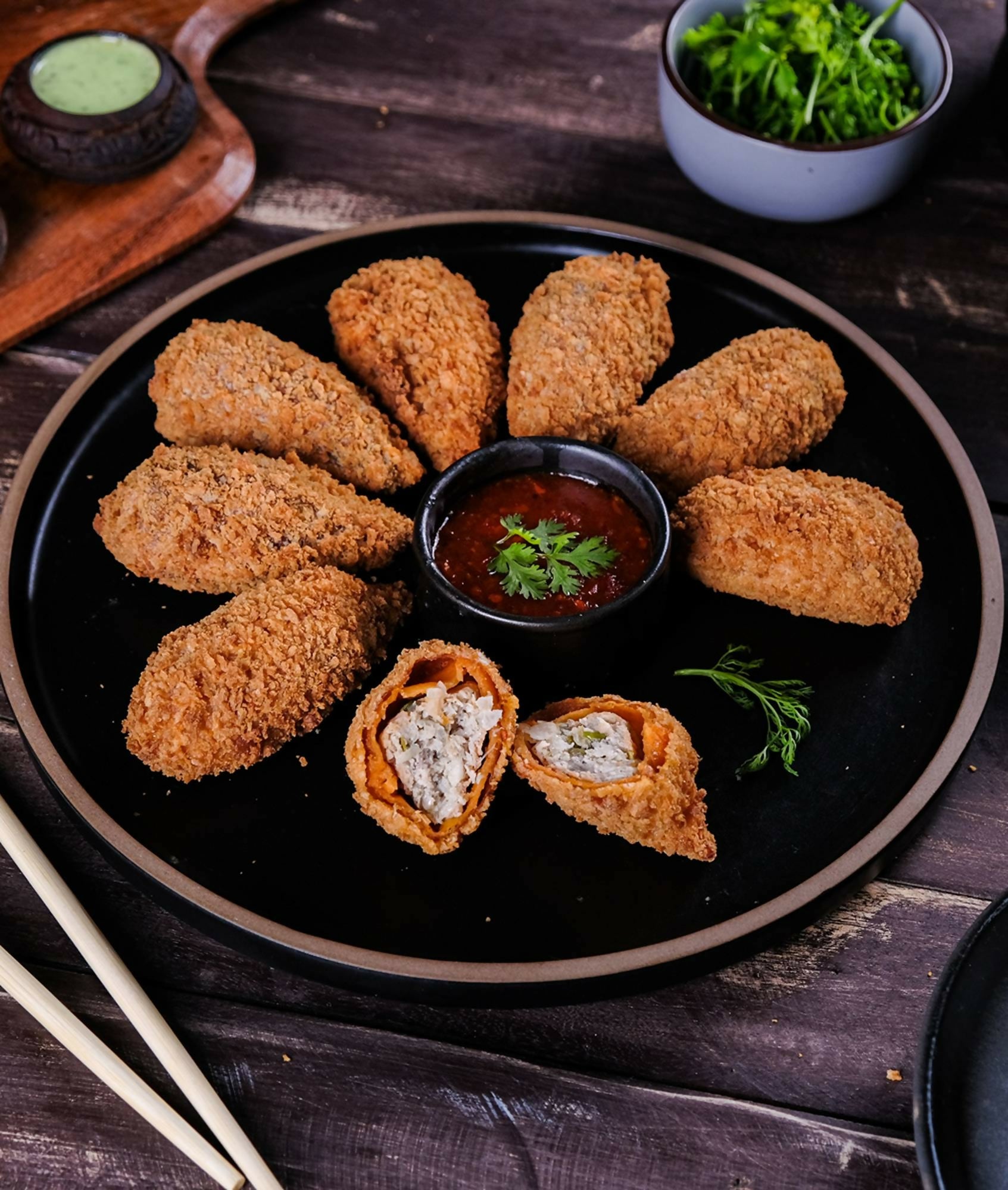 Veg Peri-peri Kurkure Momos. (6 pcs).